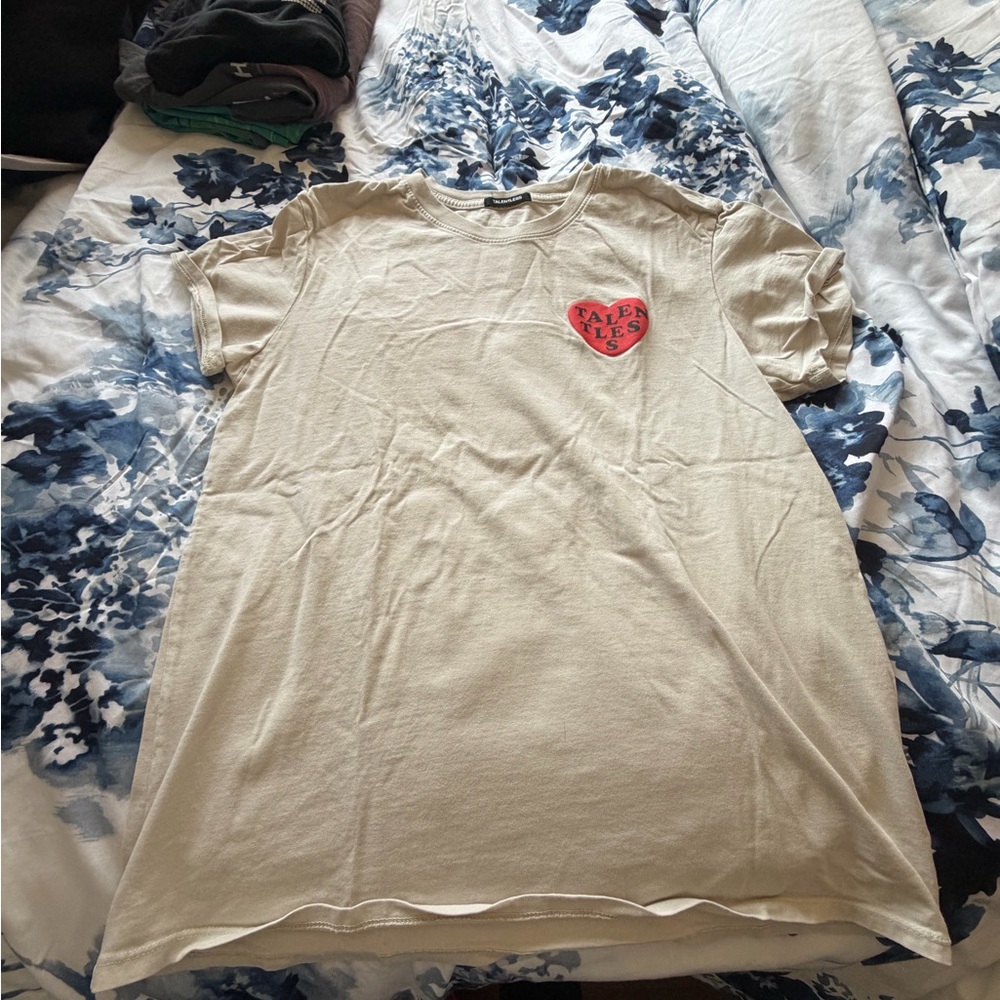 Talentless Heart Logo Short Sleeve Kids Tee - Cream with Red Heart